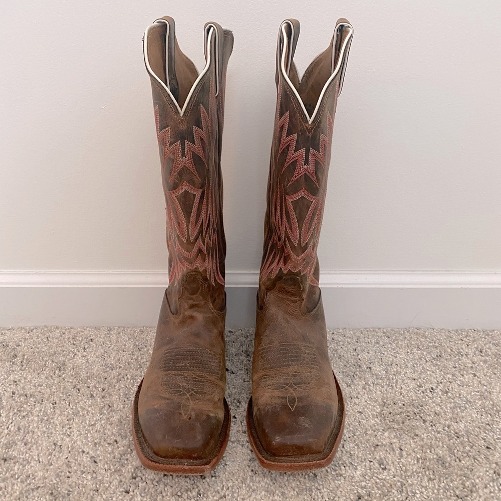 Women’s Tony Lama boots